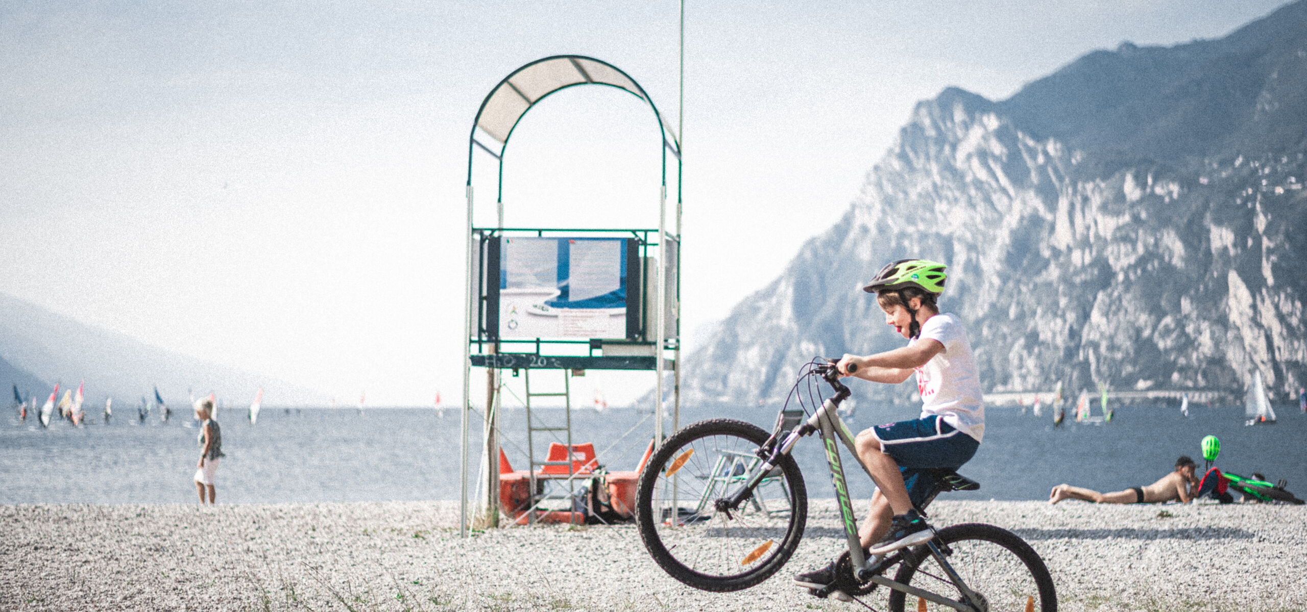 Pedalando sulle ciclabili del Lago di Garda
