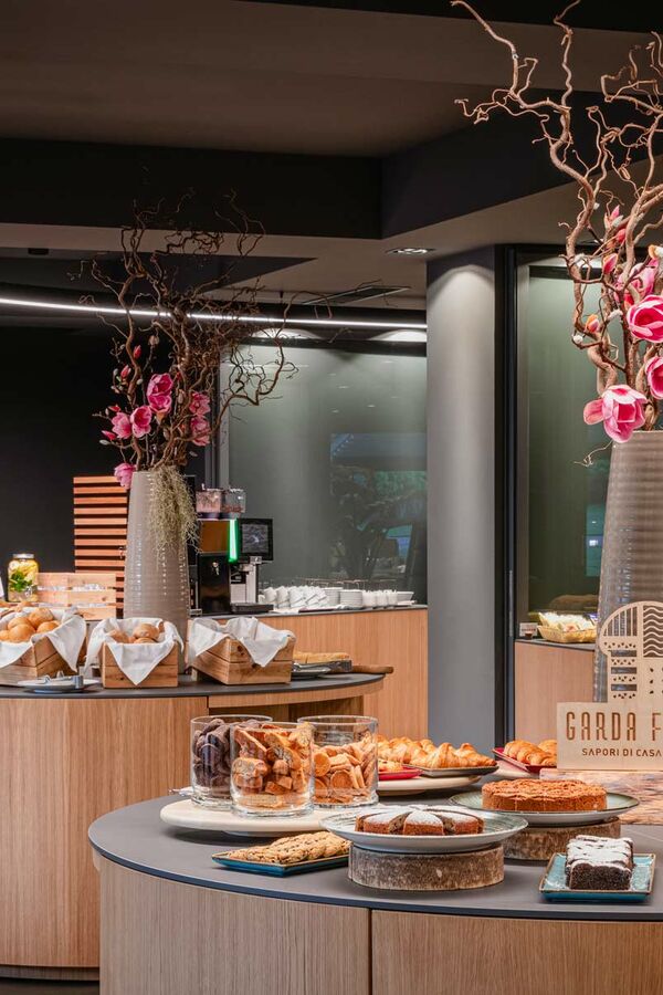 Astoria Resort - Park Hotel 4 Star Riva del Garda - Lake Garda Trentino Dolomites