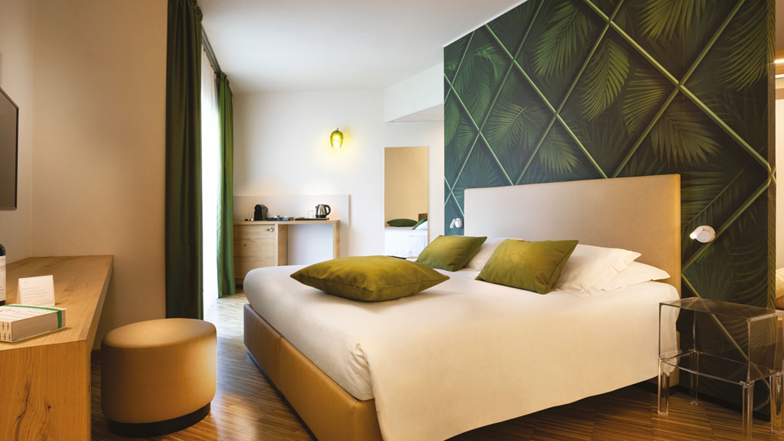Astoria Resort - Park Hotel 4 Star Riva del Garda - Lake Garda Trentino Dolomites Astoria Resort | Park Wellness Junior Suite