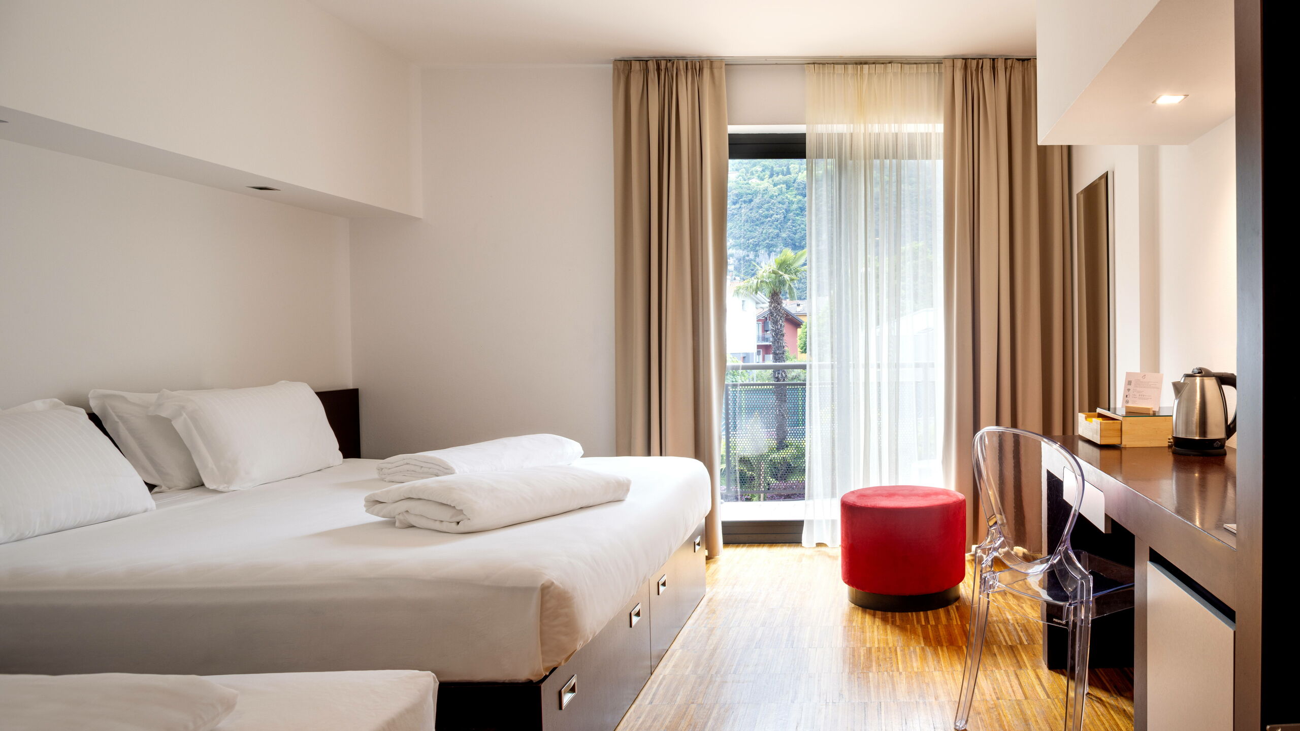 Astoria Resort - Park Hotel 4 Star Riva del Garda - Lake Garda Trentino Dolomites Astoria Resort | Comfort with balcony