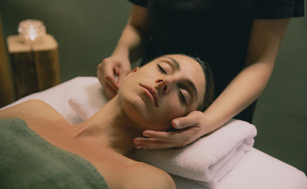 Massages and treatments: Natural Feeling massages to take care of yourself, in every sense.