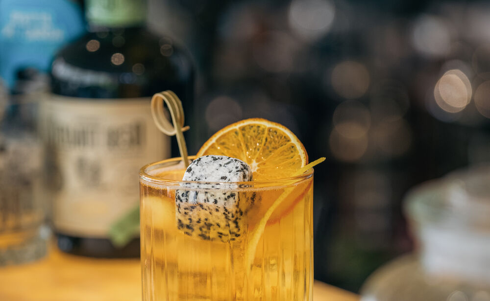 Lounge Bar: Qui vivi la magia del cocktail su misura tra drink contemporanei e grandi classici