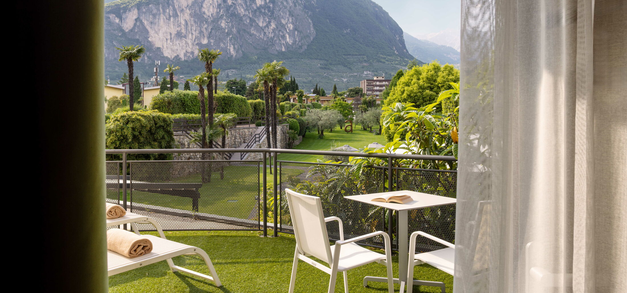 Park Wellness Junior Suite - Genießen Sie Wellness pur in unserer exklusiven Sauna auf der Terrasse.