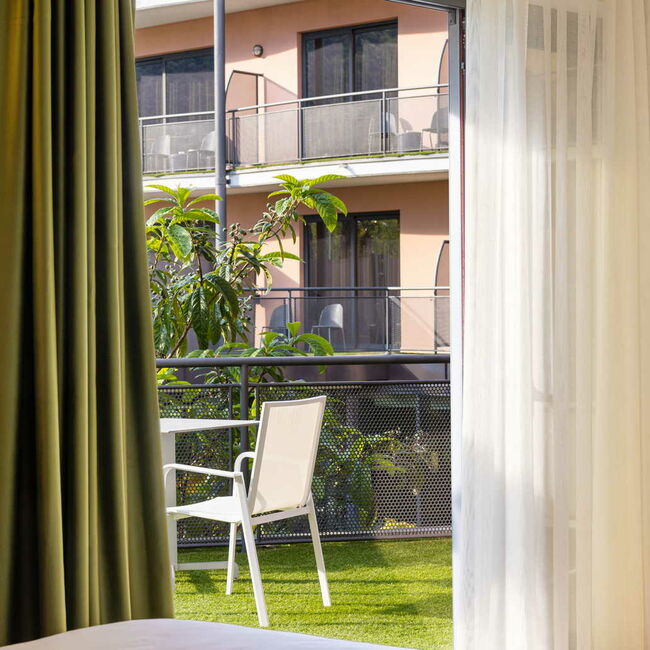 Park Junior Suite - In the Park Junior Suite, nature is all around you, with a balcony overlooking the park