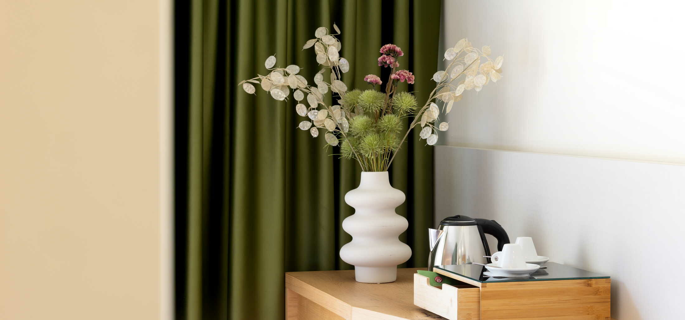 Park Junior Suite - In the Park Junior Suite, nature is all around you, with a balcony overlooking the park