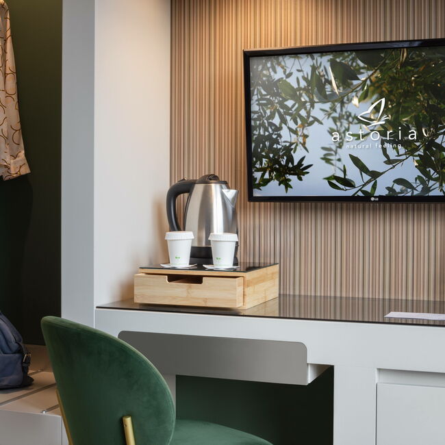 Superior with balcony and park view: Interior and exterior blend together in the name of nature
