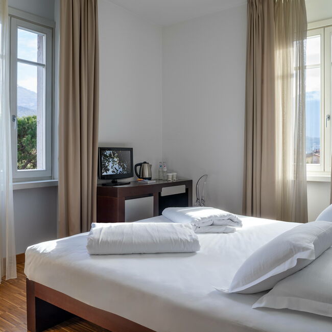 Economy Room: Simplicity, for a holiday with your significant other.